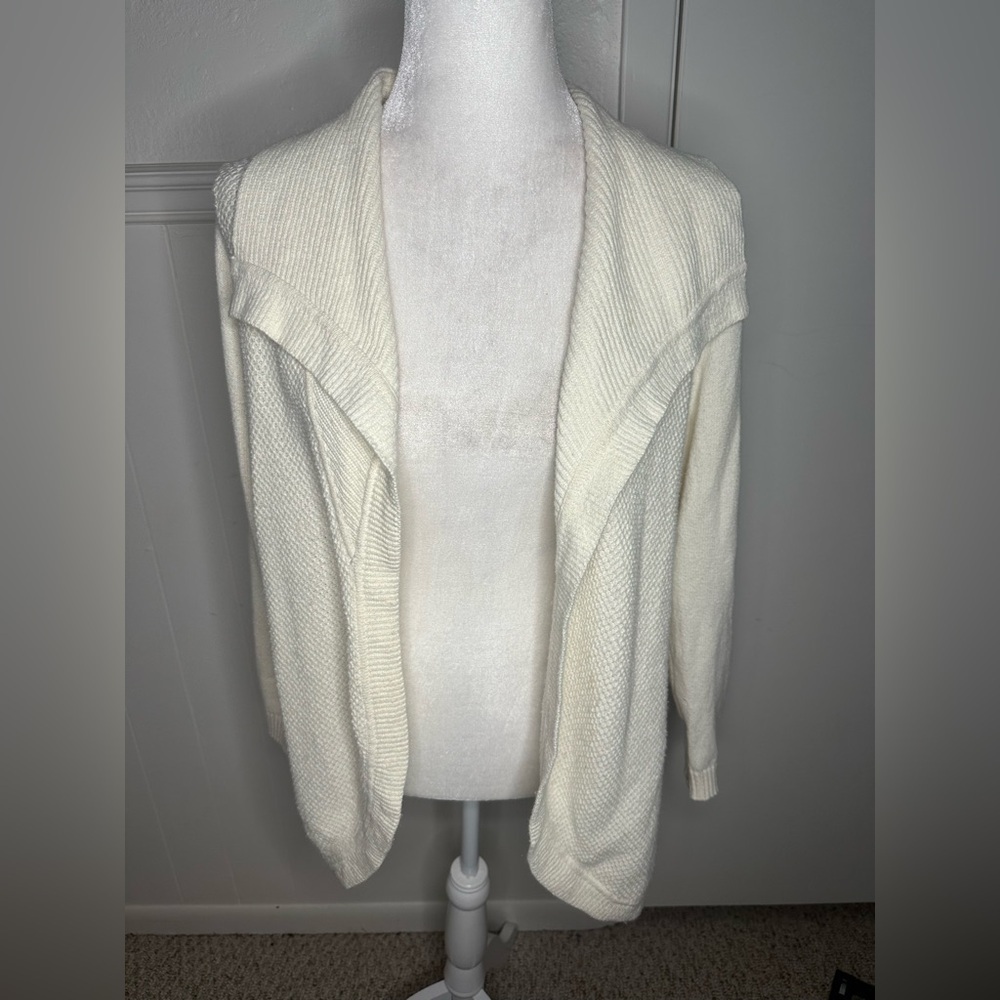 Talbots Cream Women's Cardigan LP
